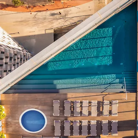 Novotel 4* ברצלונה