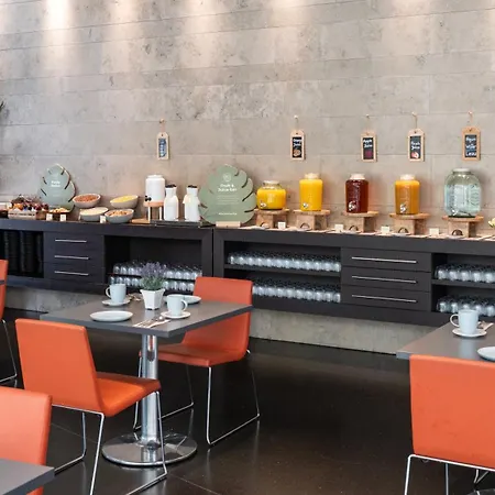 מלון Novotel