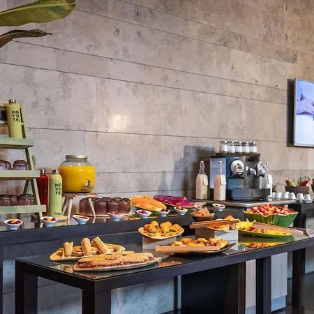 노보텔 시티 호텔 4*